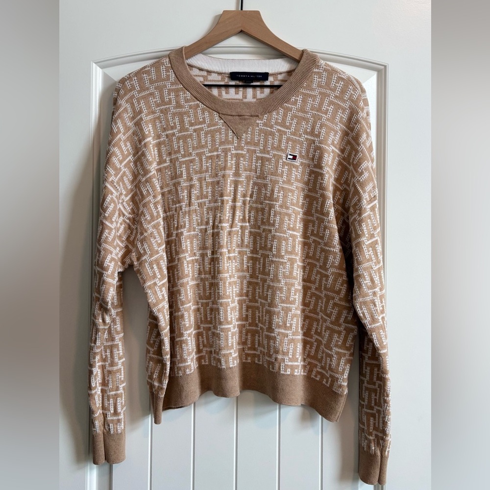 EUC Tommy Hilfiger Logo Sweater - Tan/White - L